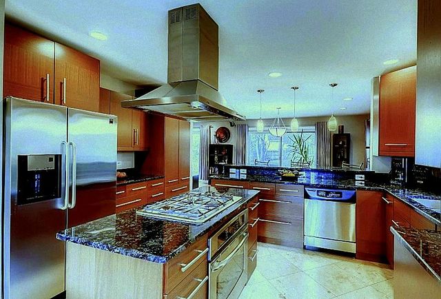 4450 Kirchoff Road Rolling Meadows, IL 60008 - Photo 8 of 25