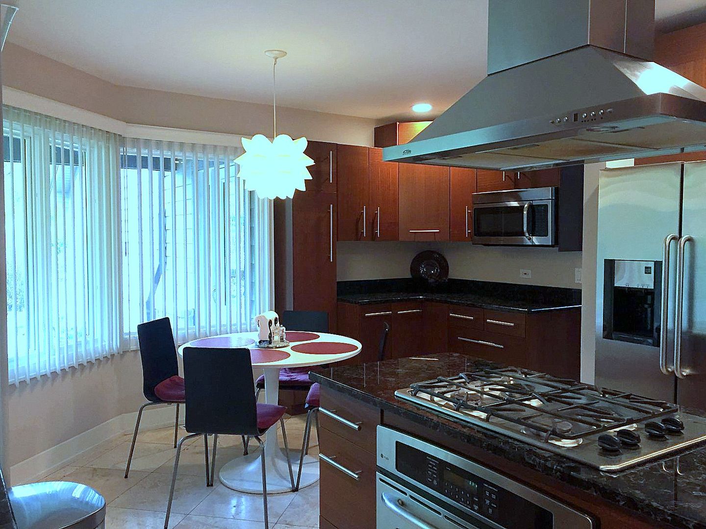 4450 Kirchoff Road Rolling Meadows, IL 60008 - Photo 10 of 25