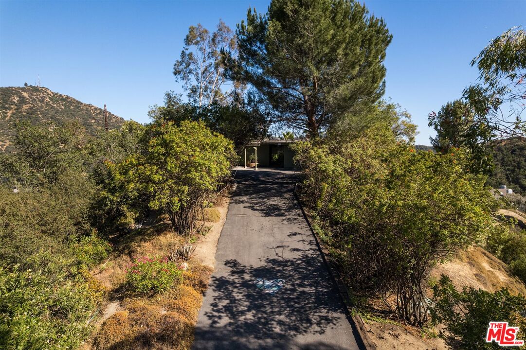 2885 Edgewick Road Glendale, CA 91206 - Photo 72 of 75