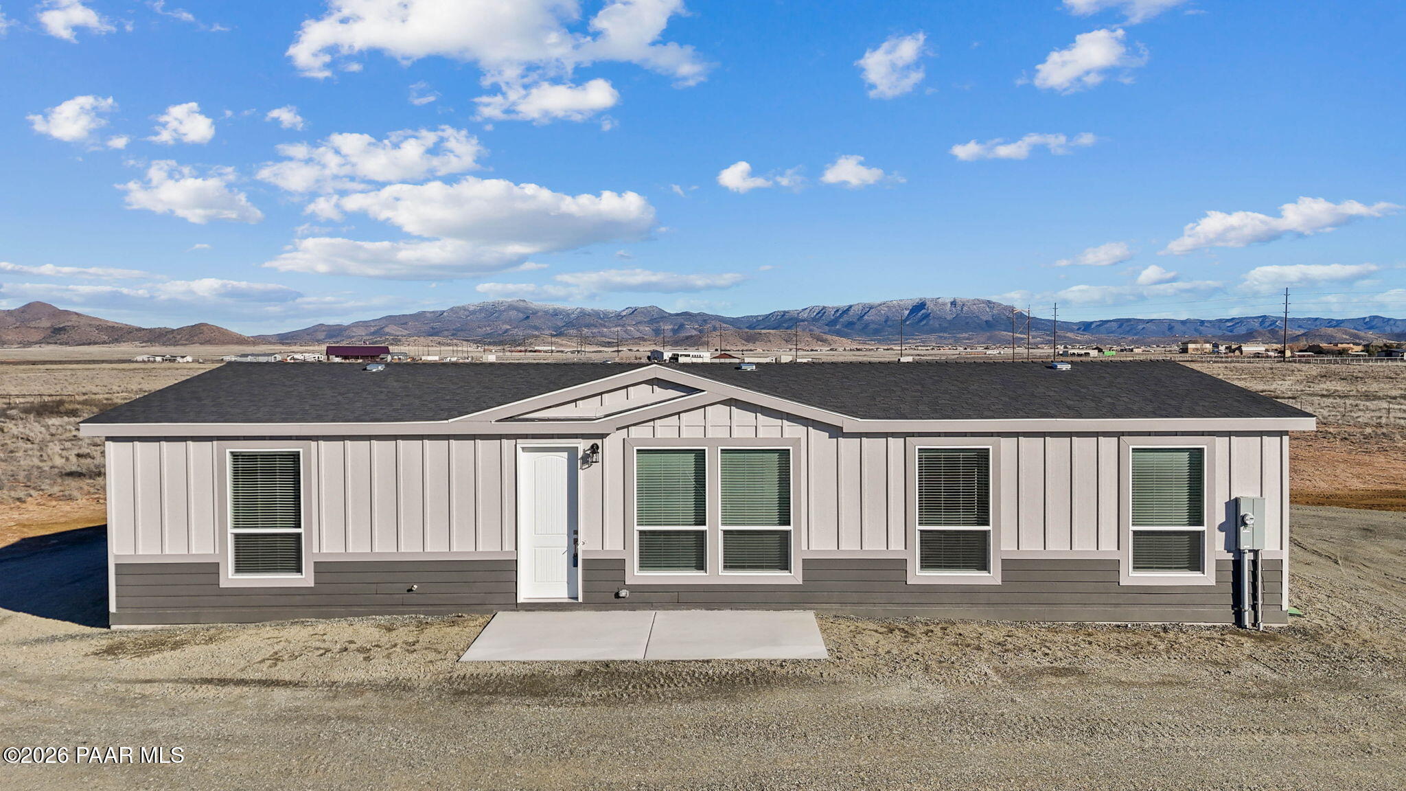 7460 East Bunkhouse Road Prescott Valley, AZ 86315 - Photo 2 of 27 2