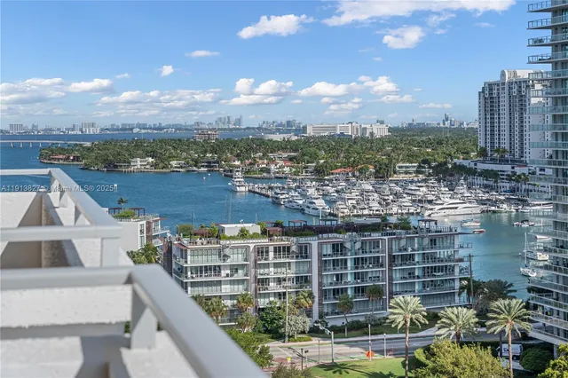 $1,000,000 | 11 Island Avenue, Unit 1708, Miami Beach, FL 33139