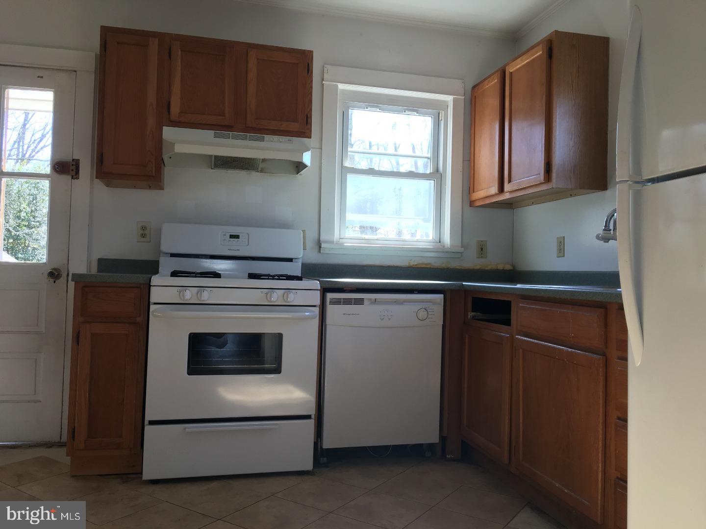 58 Gradwell Avenue Maple Shade, NJ 08052 - Photo 10 of 25