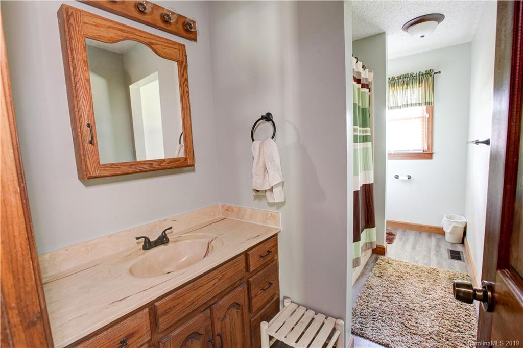 637 Old Hardin Road Dallas, NC 28034 - Photo 17 of 33 Gallery Image 17