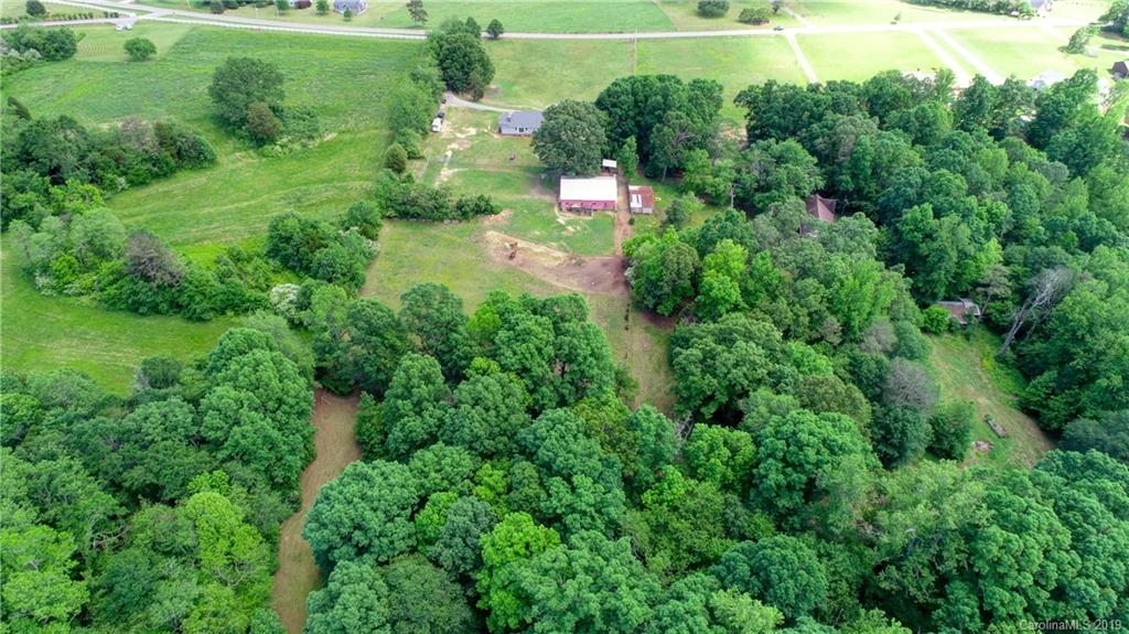 637 Old Hardin Road Dallas, NC 28034 - Photo 3 of 33 Gallery Image 3
