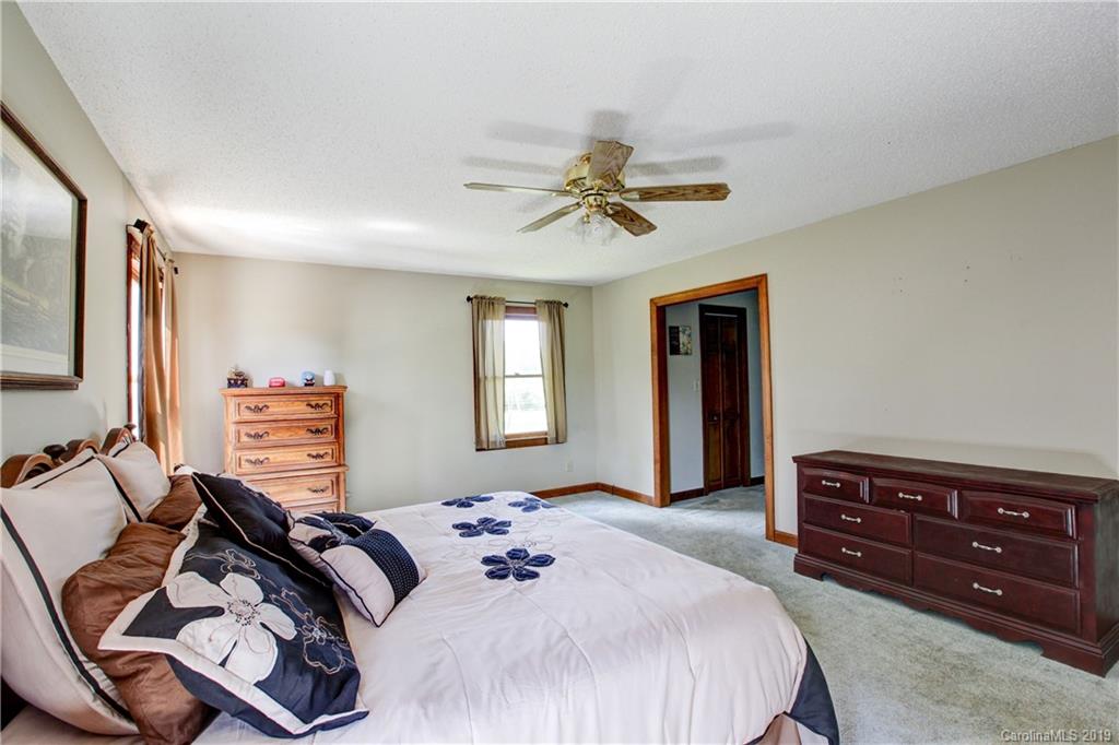 637 Old Hardin Road Dallas, NC 28034 - Photo 21 of 33 Gallery Image 21