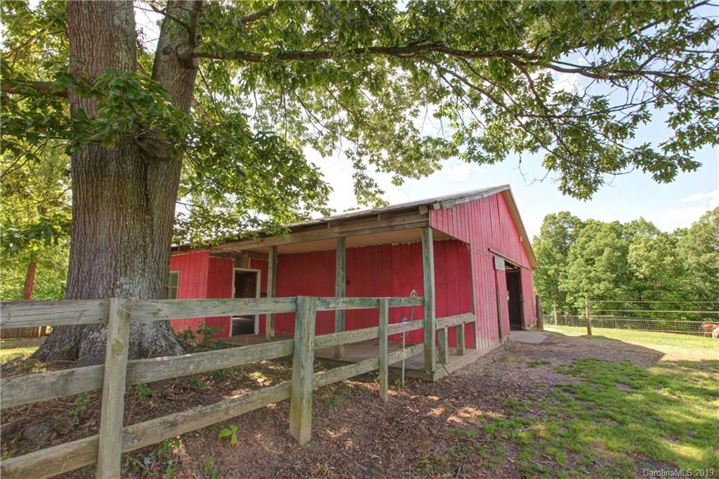 637 Old Hardin Road Dallas, NC 28034 - Photo 25 of 33 Gallery Image 25