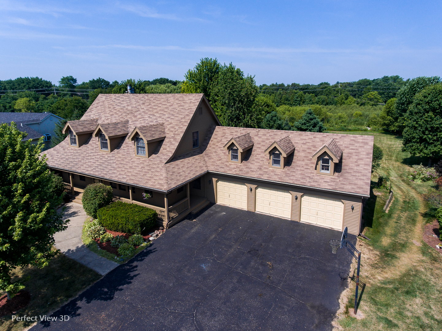S850 Spring Green Way Batavia, IL 60510 - Photo 2 of 35