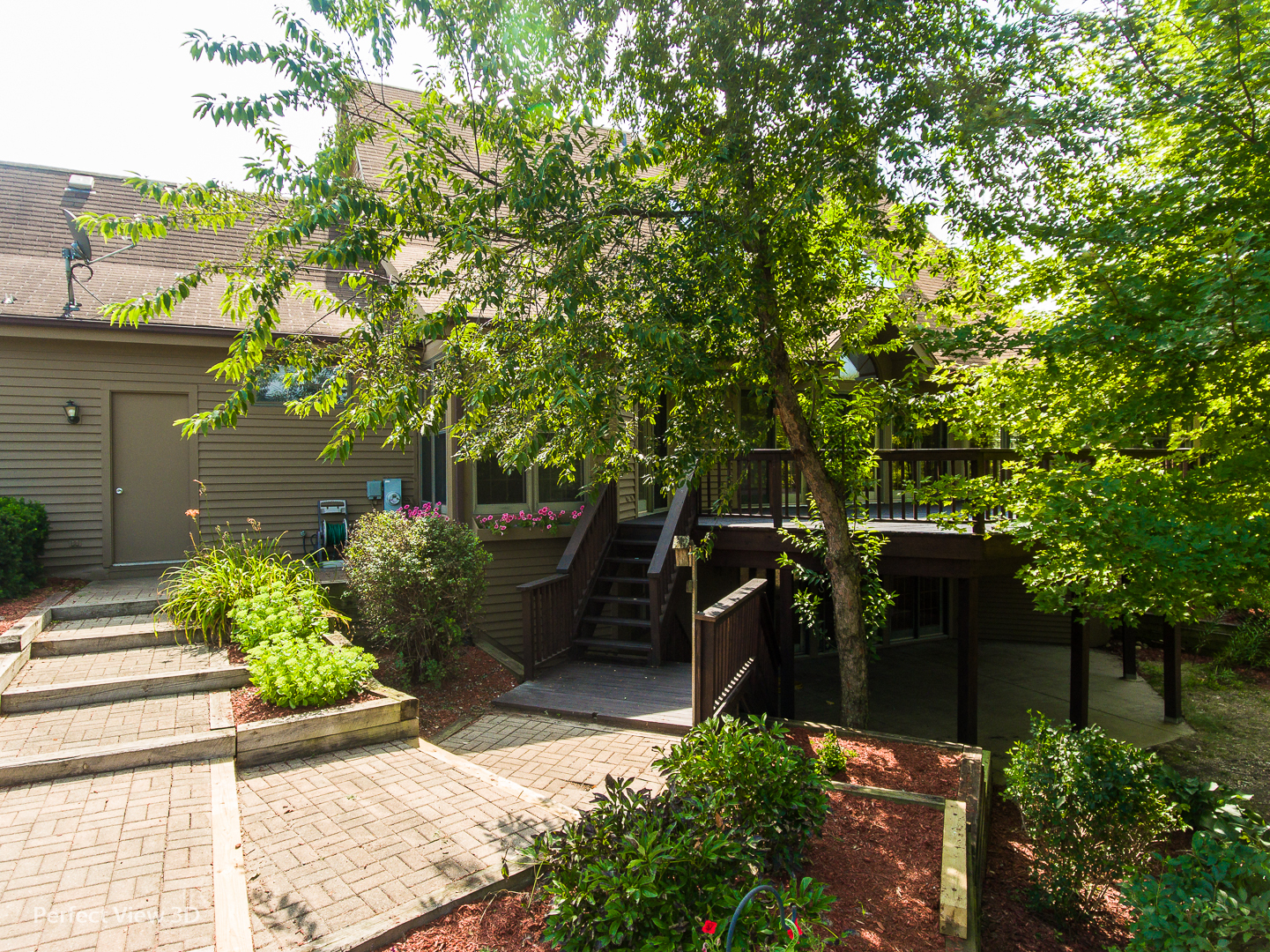 S850 Spring Green Way Batavia, IL 60510 - Photo 5 of 35