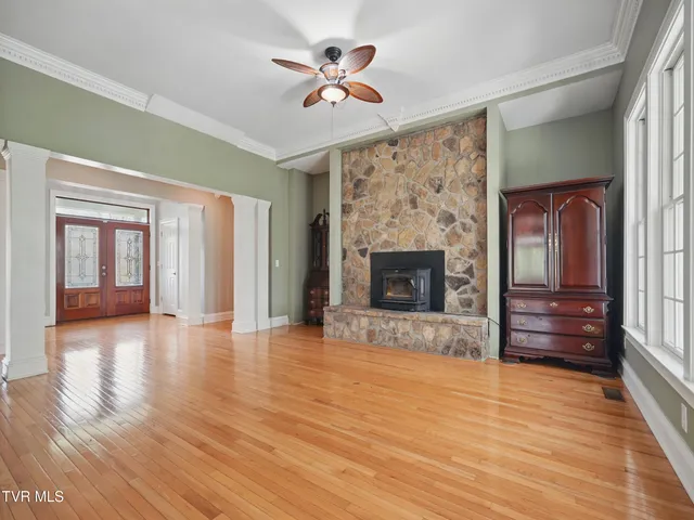 $530,000 | 500 Ridge Avenue Northwest, Norton, VA 24273