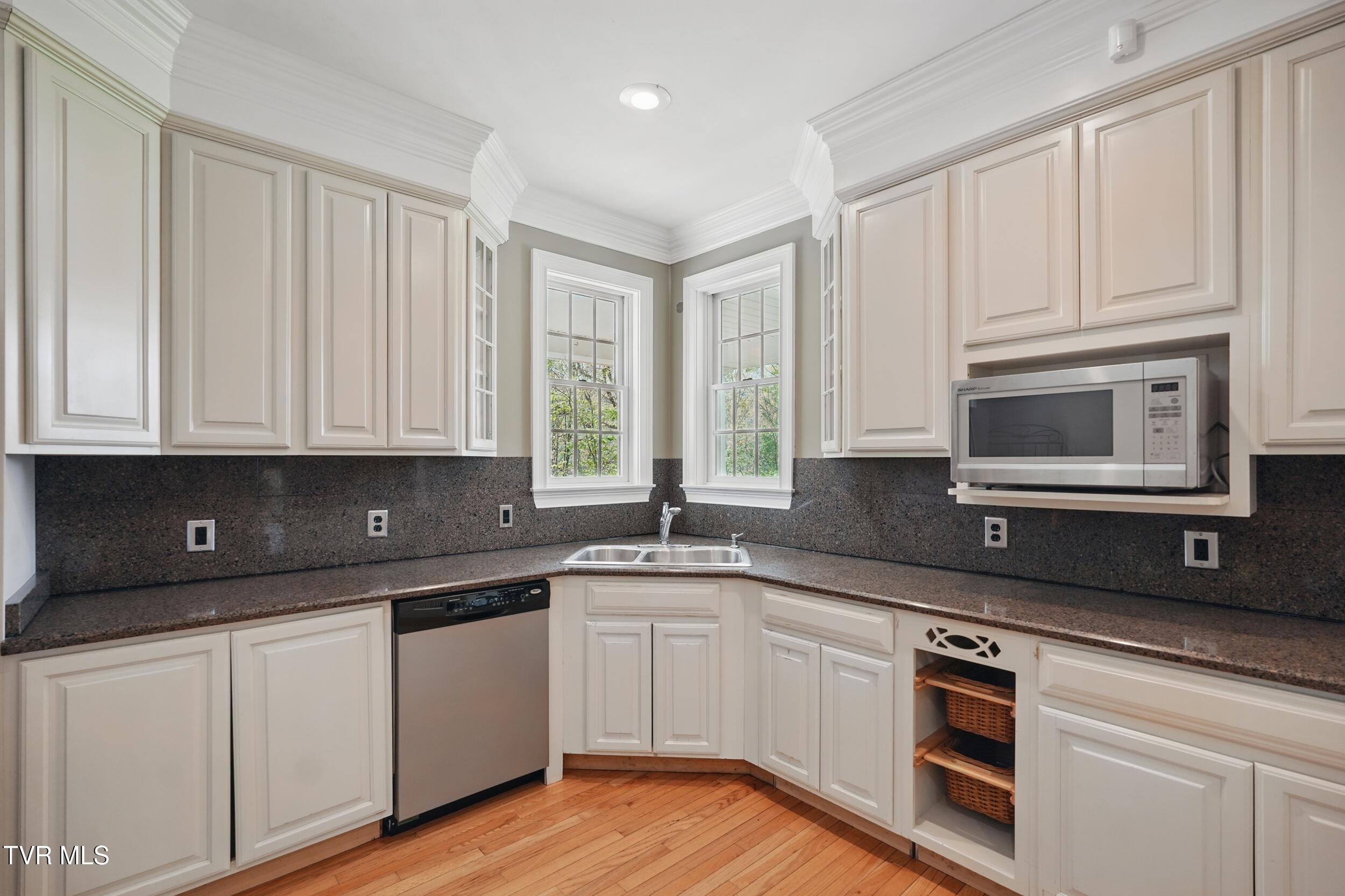 500 Ridge Avenue Northwest Norton, VA 24273 - Photo 19 of 61 *