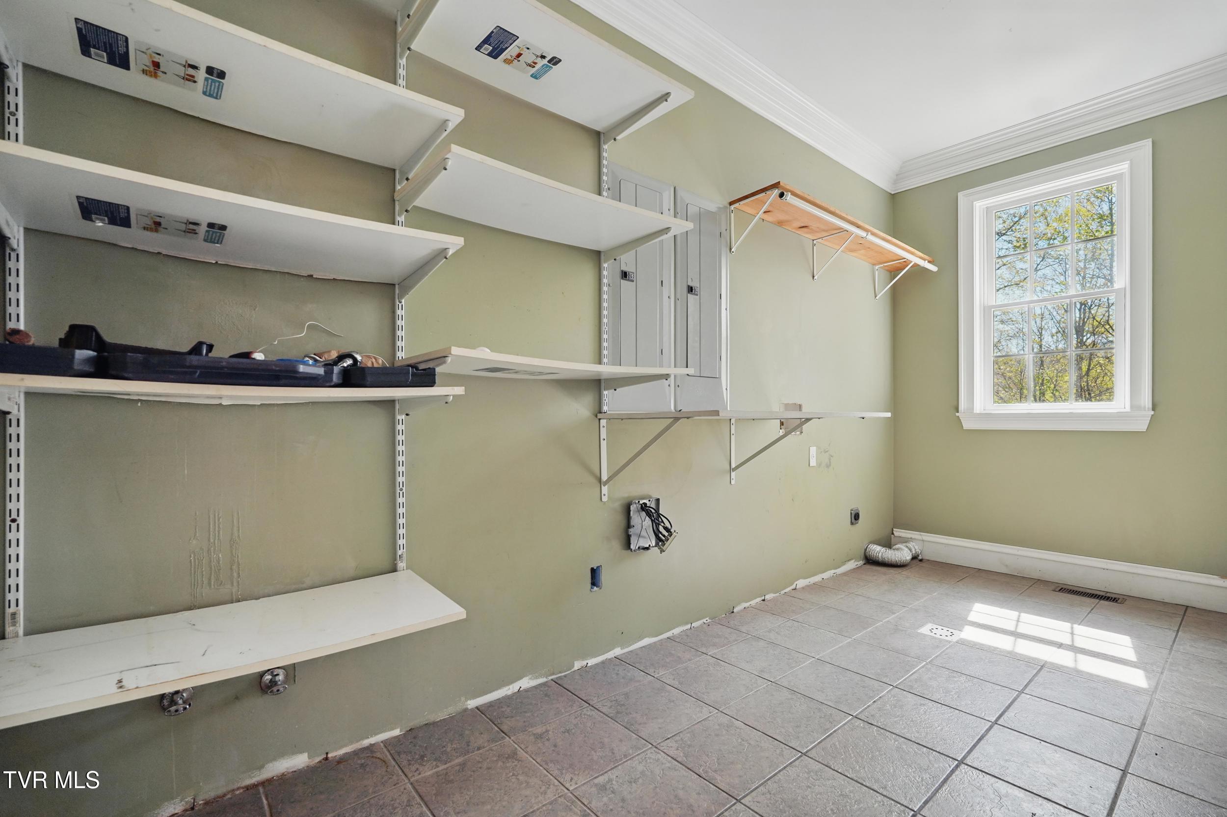 500 Ridge Avenue Northwest Norton, VA 24273 - Photo 22 of 61 LAUNDRY ROOM