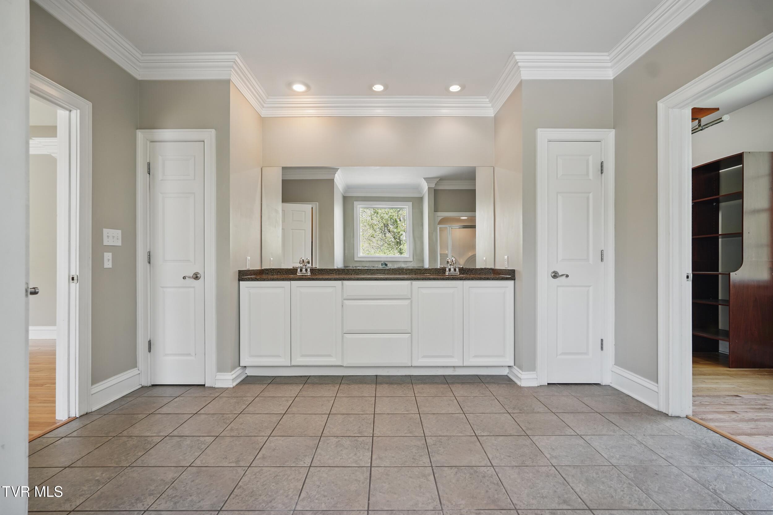 500 Ridge Avenue Northwest Norton, VA 24273 - Photo 33 of 61 *