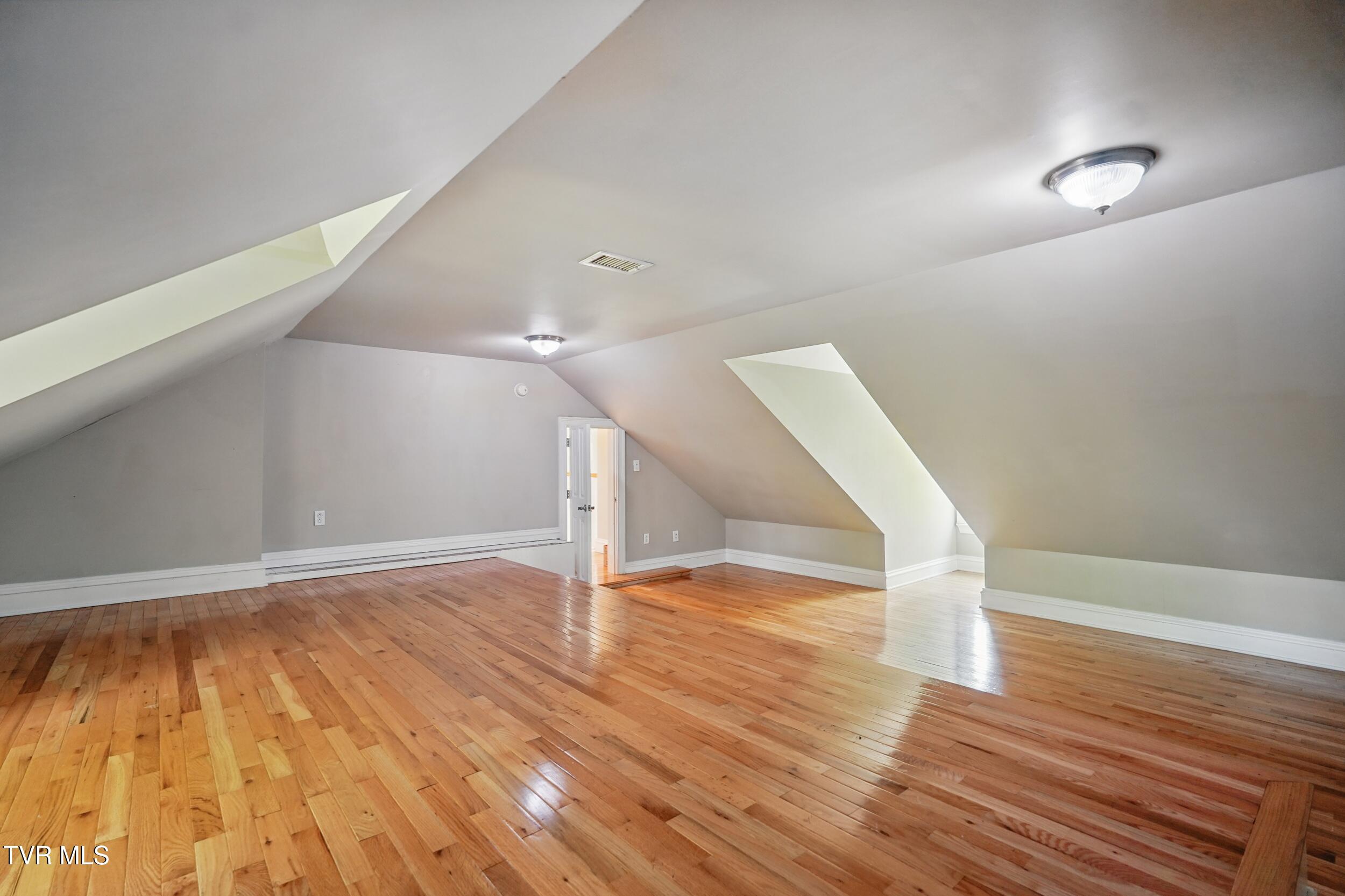 500 Ridge Avenue Northwest Norton, VA 24273 - Photo 36 of 61 *