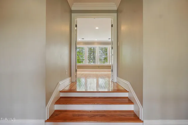 $530,000 | 500 Ridge Avenue Northwest, Norton, VA 24273