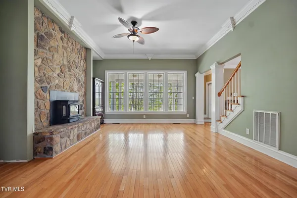 $530,000 | 500 Ridge Avenue Northwest, Norton, VA 24273