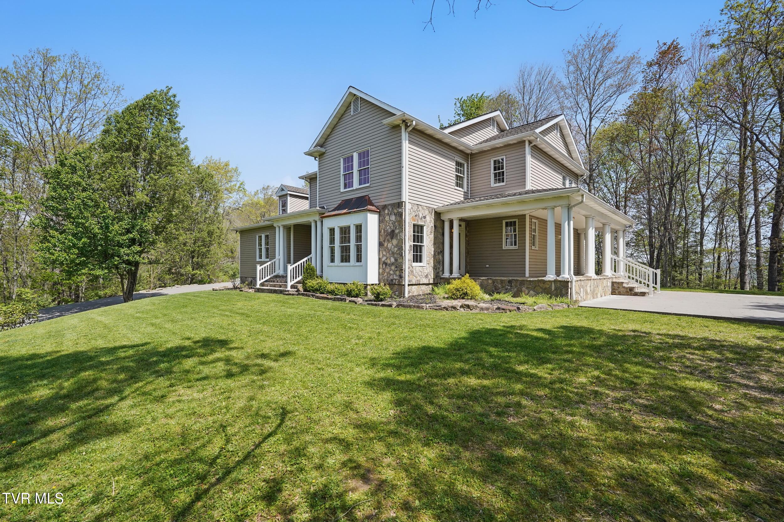 500 Ridge Avenue Northwest Norton, VA 24273 - Photo 7 of 61 *