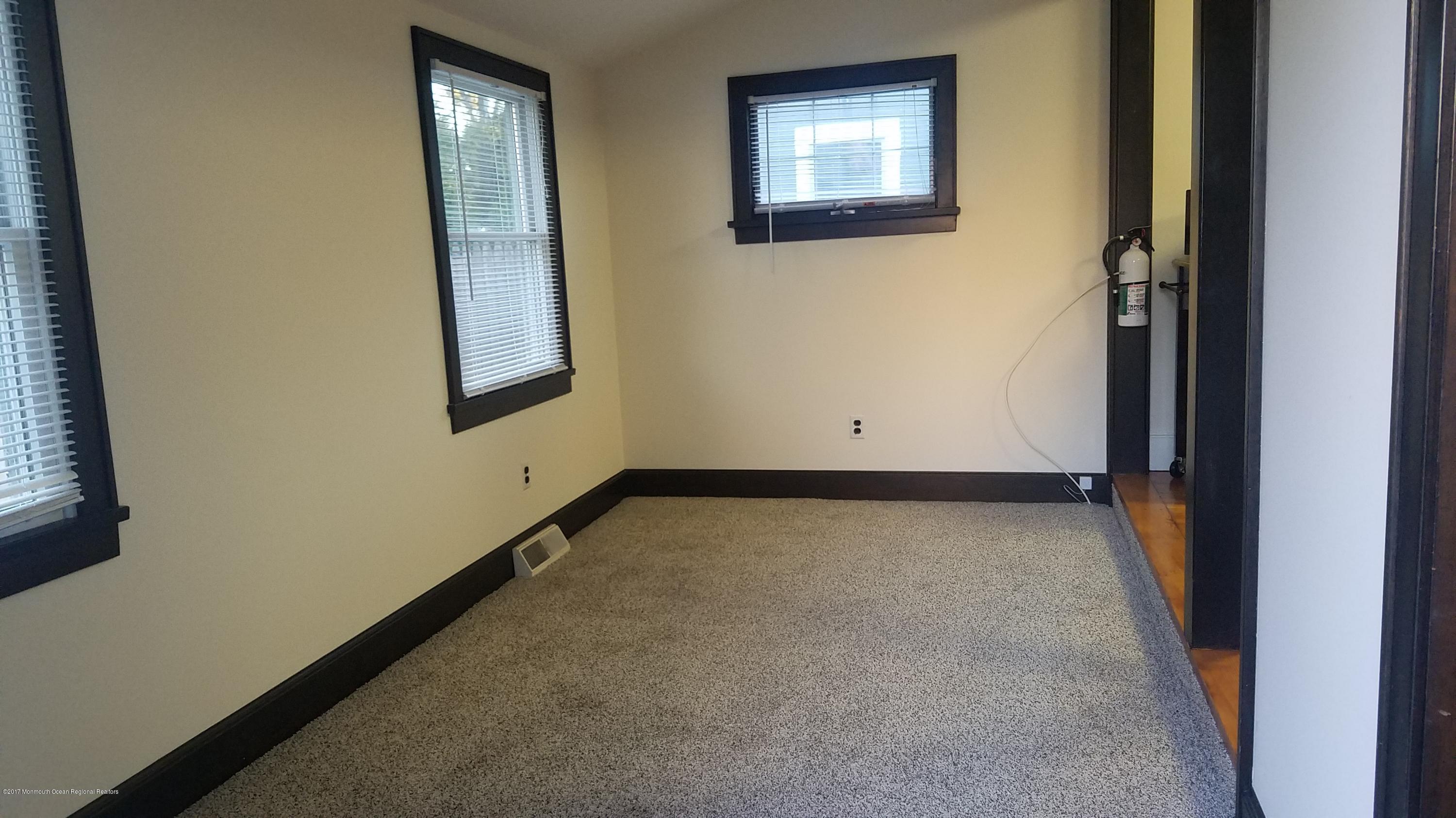 1175 Ridgefield Drive Point Pleasant, NJ 08742 - Photo 10 of 29 20171124_160727