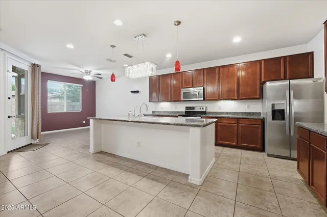 $659,000 | 1520 East King Bird Drive, Gilbert, AZ 85297