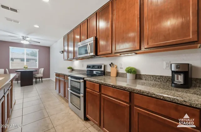 $659,000 | 1520 East King Bird Drive, Gilbert, AZ 85297