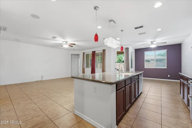 $659,000 | 1520 East King Bird Drive, Gilbert, AZ 85297