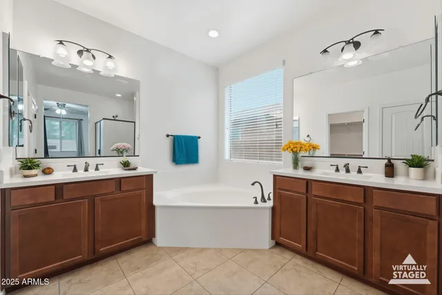 $659,000 | 1520 East King Bird Drive, Gilbert, AZ 85297