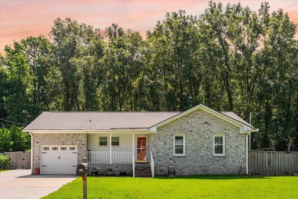 $299,000 | 121 Gator Drive, Goose Creek, SC 29445