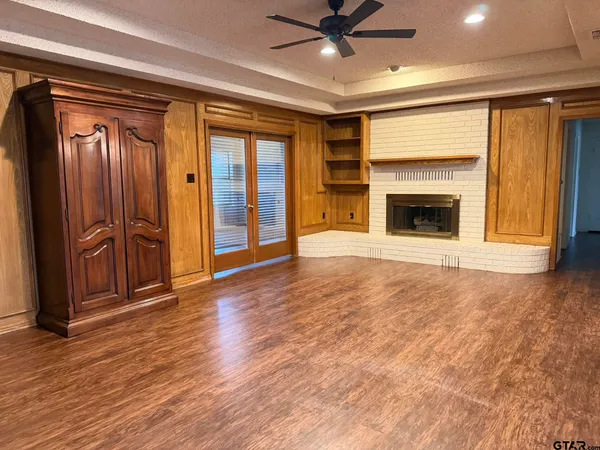 $2,600 | 2304 Deanna Avenue, Mount Pleasant, TX 75455