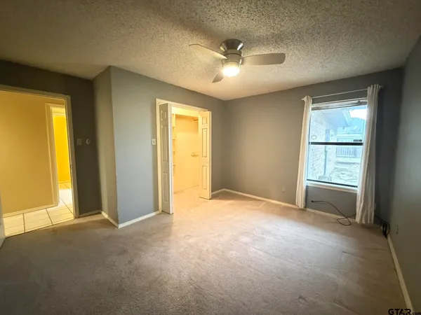 $2,600 | 2304 Deanna Avenue, Mount Pleasant, TX 75455