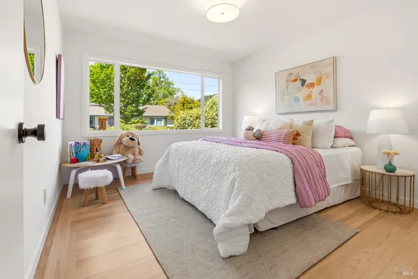 $2,195,000 | 26 College Court, Larkspur, CA 94939
