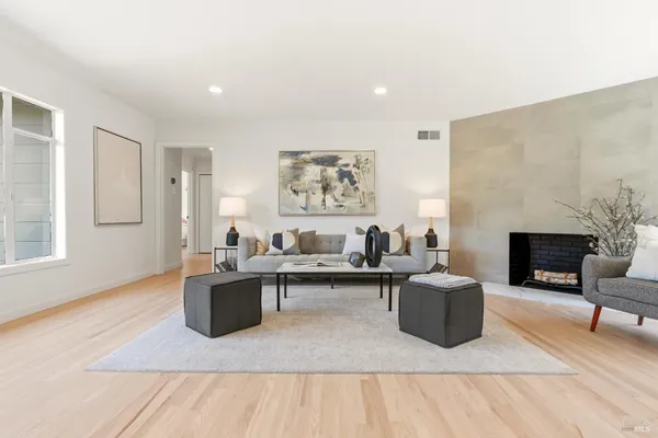 $2,195,000 | 26 College Court, Larkspur, CA 94939