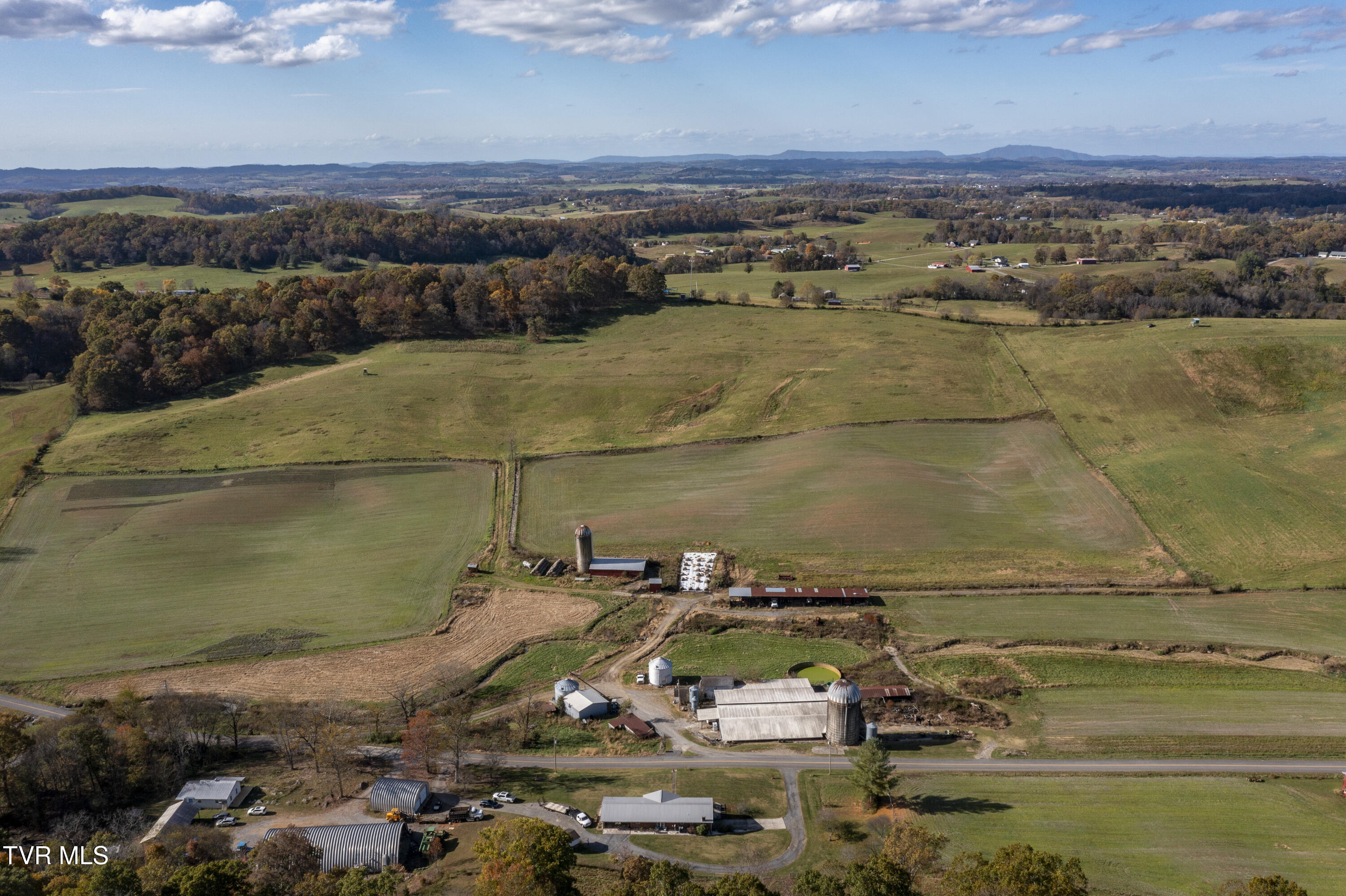 224 Oklahoma Road Jonesborough, TN 37659 - Photo 24 of 103 Oklahoma-aerials-23