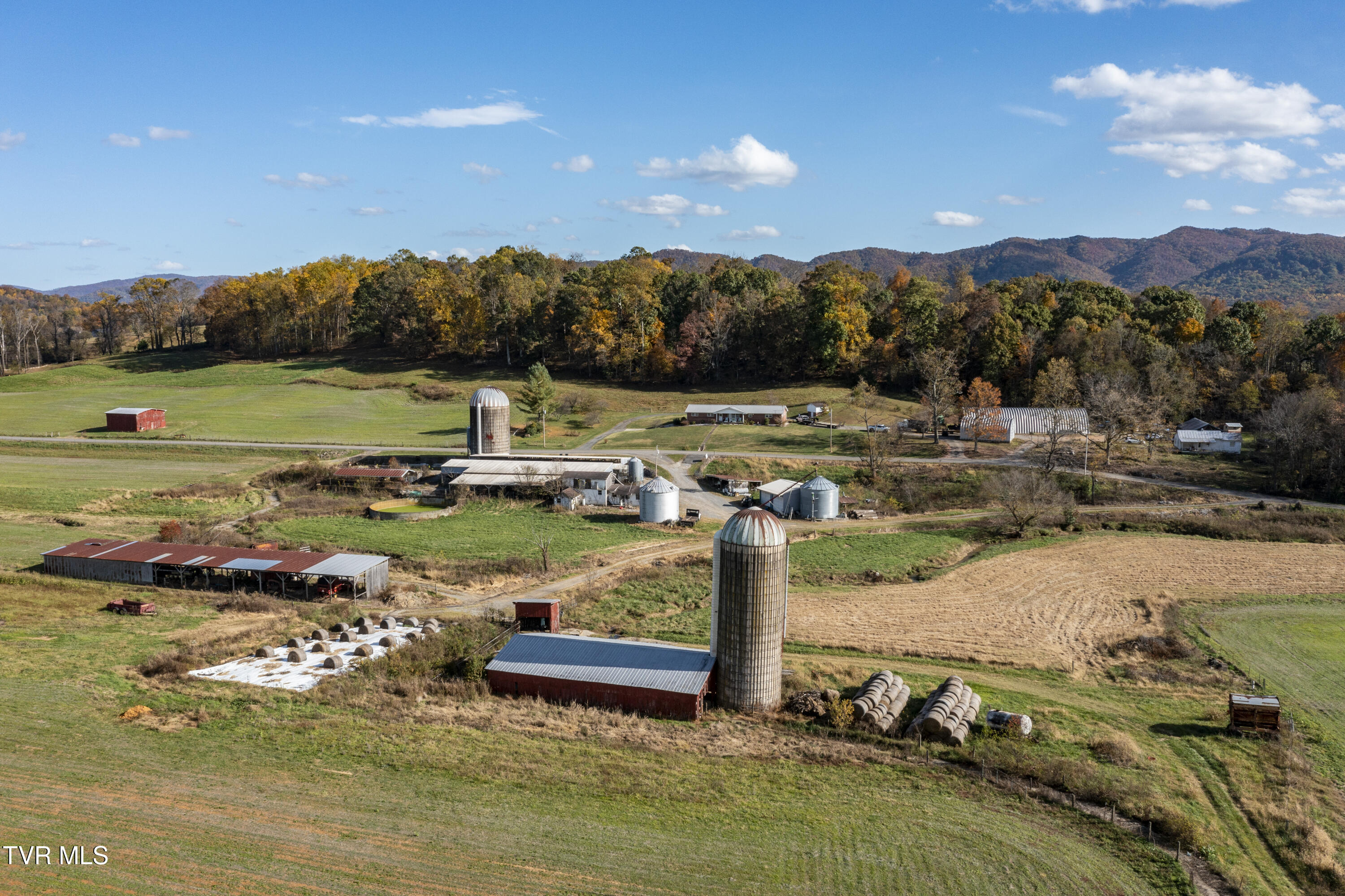224 Oklahoma Road Jonesborough, TN 37659 - Photo 27 of 103 Oklahoma-aerials-26