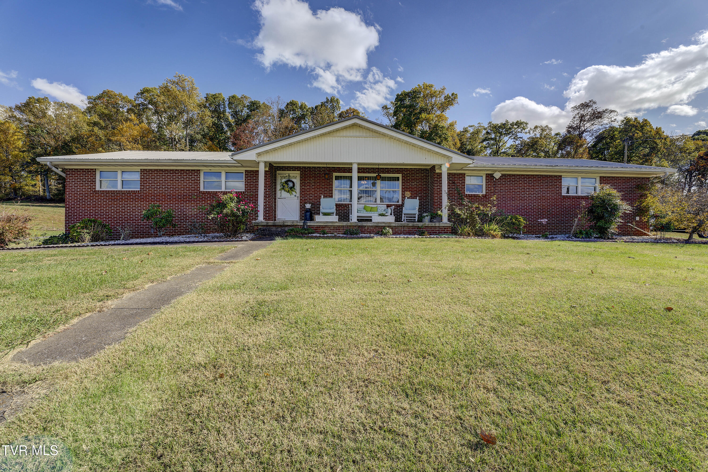 224 Oklahoma Road Jonesborough, TN 37659 - Photo 3 of 103 Oklahoma-31