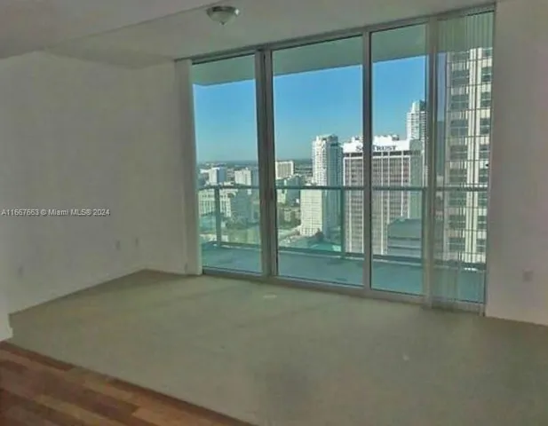 $385,000 | 300 South Biscayne Boulevard, Unit T1703, Miami, FL 33131