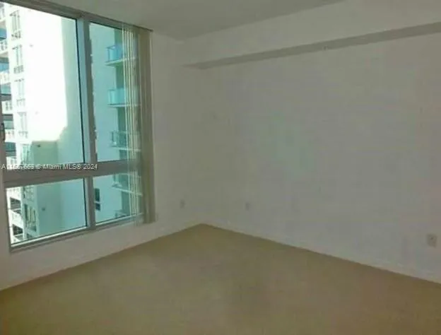 $385,000 | 300 South Biscayne Boulevard, Unit T1703, Miami, FL 33131