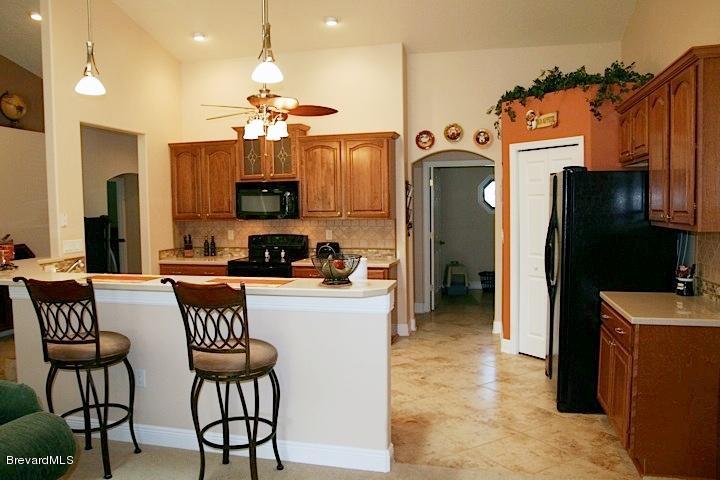 2952 Folsom Road Mims, FL 32754 - Photo 4 of 26 Kitchen1