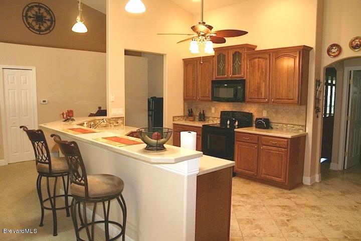 2952 Folsom Road Mims, FL 32754 - Photo 6 of 26 Kitchen3