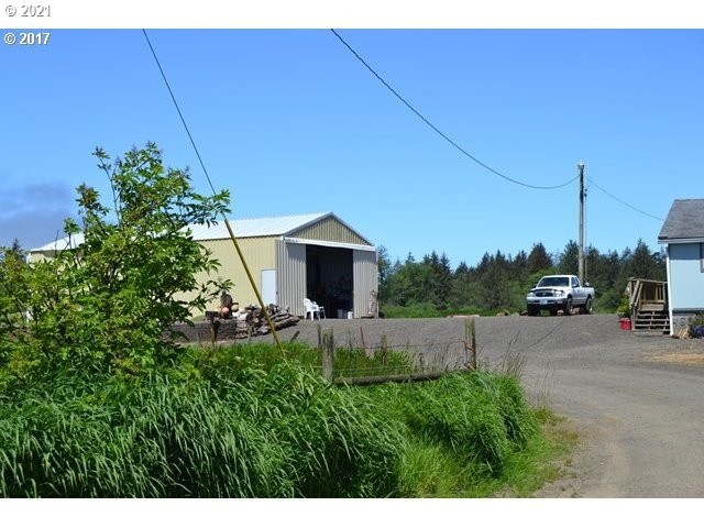 460 Goodspeed Road North Tillamook, OR 97141 - Photo 9 of 18 Gallery Image 9