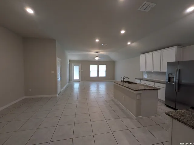 $2,300 | 9002 Sage Pond, Converse, TX 78109