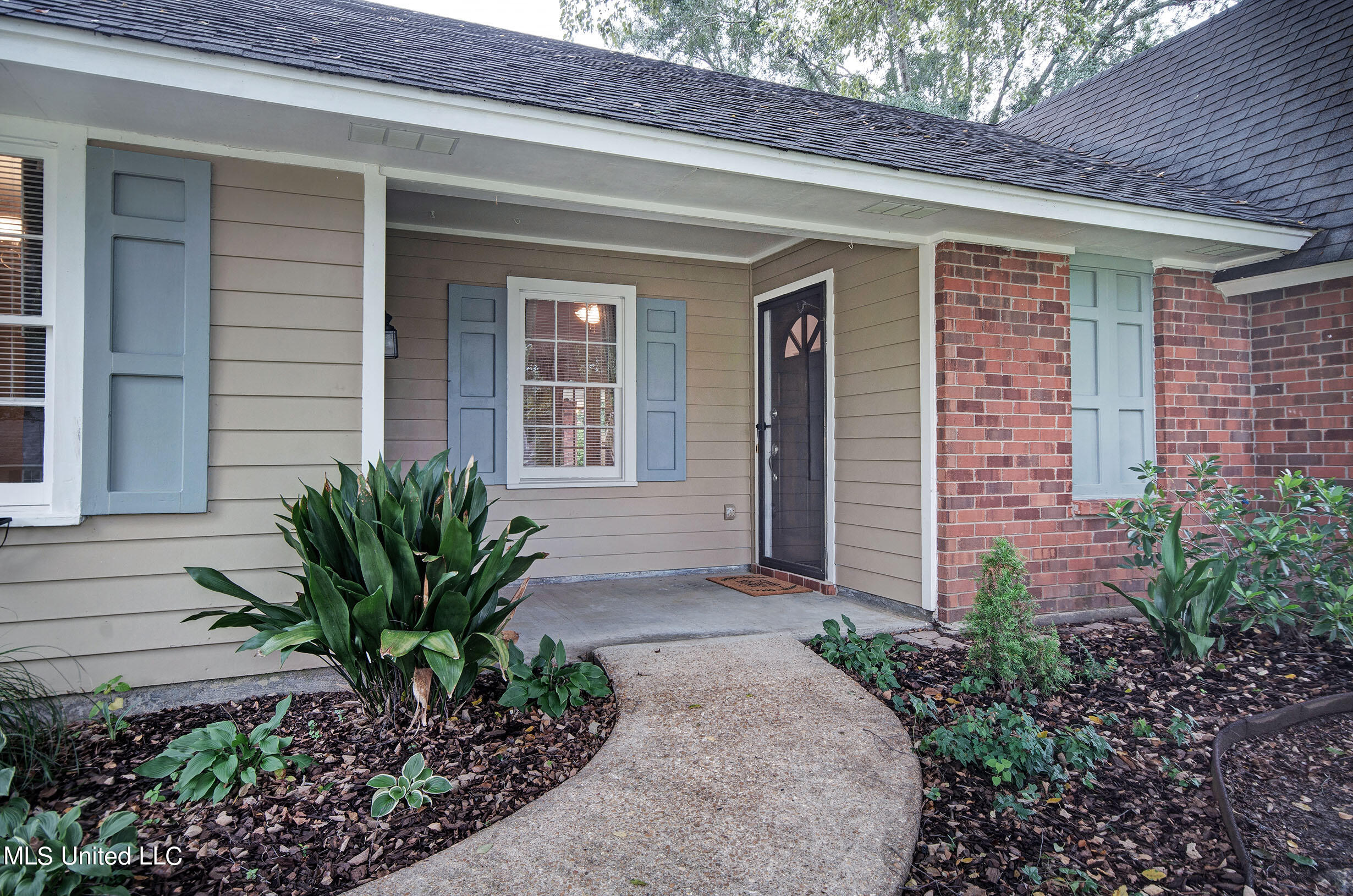 312 Longmeadow Court Ridgeland, MS 39157 - Photo 4 of 27 IMGP7771_2_3