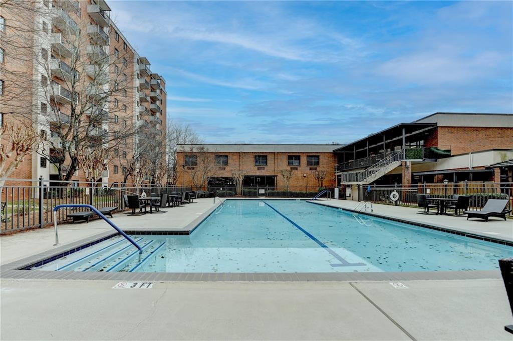 300 Johnson Ferry Road, Unit B605 Atlanta, GA 30328 - Photo 6 of 33