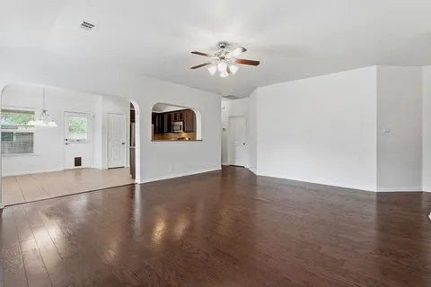 $339,900 | 8541 Inca Dove Drive, Austin, TX 78729