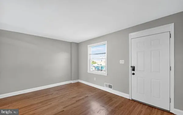 $2,250 | 60 South Hawthorne Road, Middle River, MD 21220