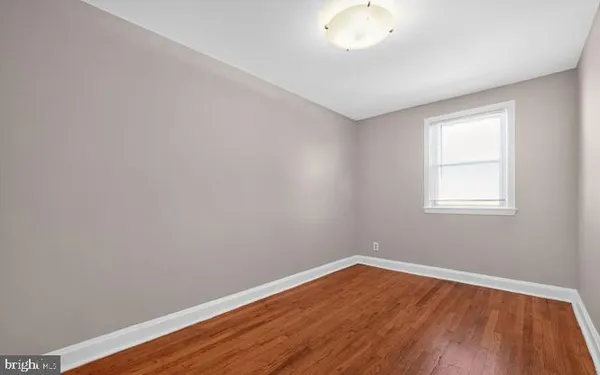 $2,250 | 60 South Hawthorne Road, Middle River, MD 21220