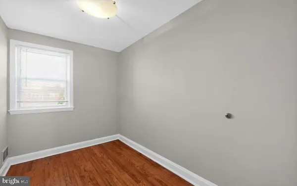 $2,250 | 60 South Hawthorne Road, Middle River, MD 21220