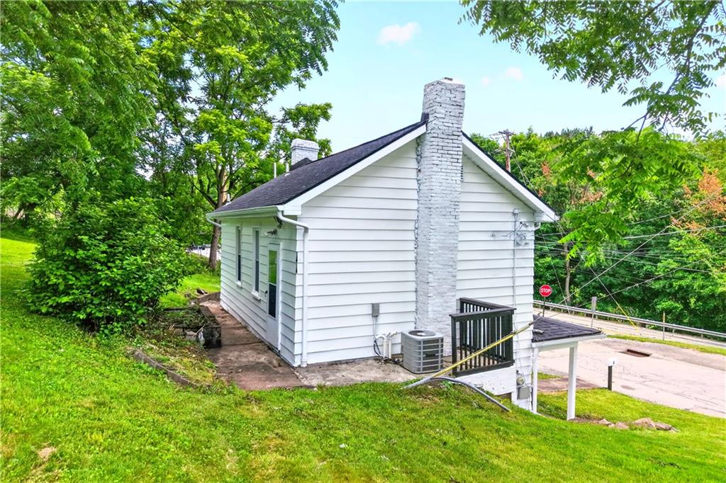 6 Gensler Road Pittsburgh, PA 15236 - Photo 18 of 25