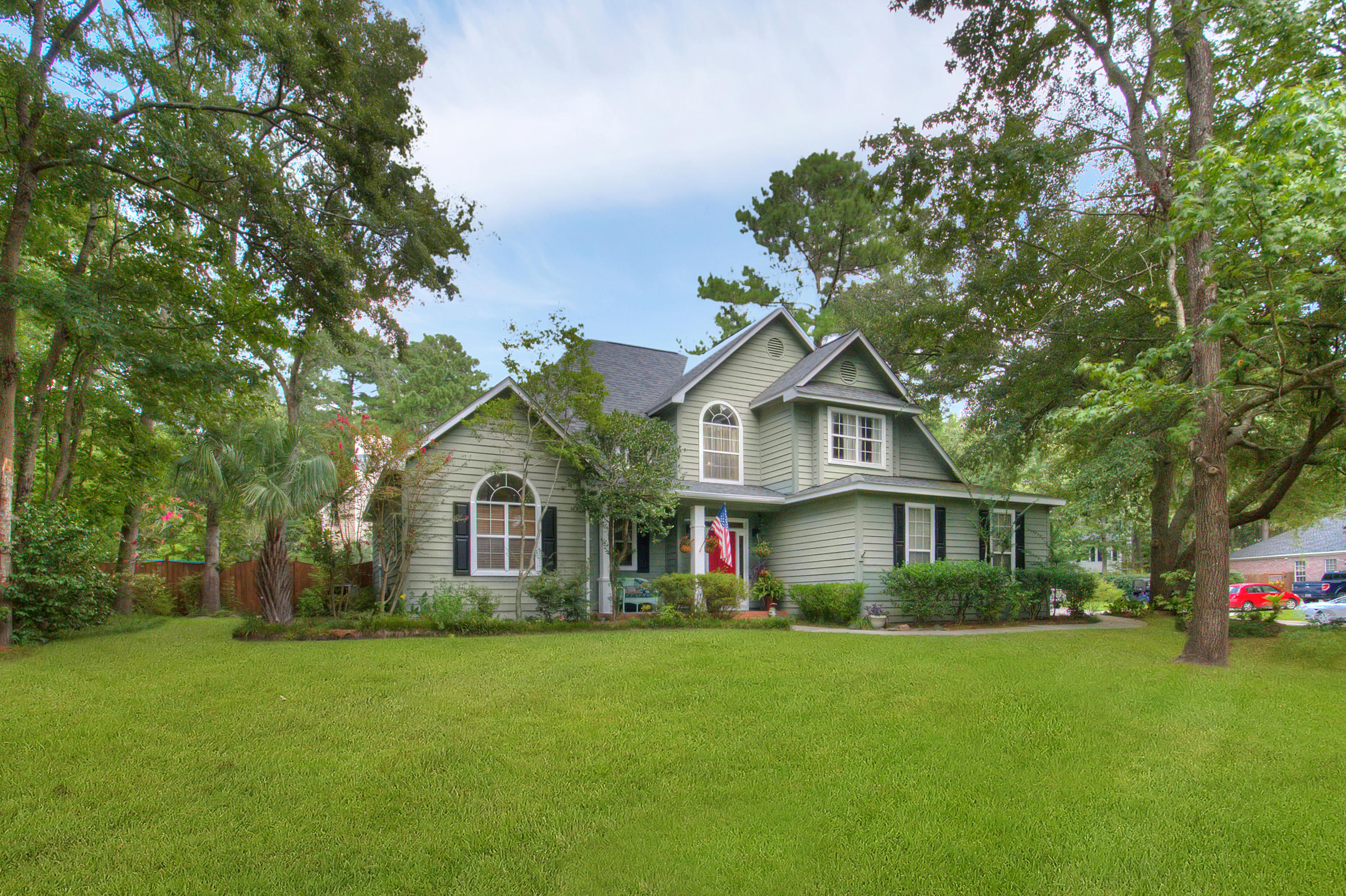 109 Old Course Road Summerville, SC 29485 - Photo 4 of 38 IMG_3348_49_50