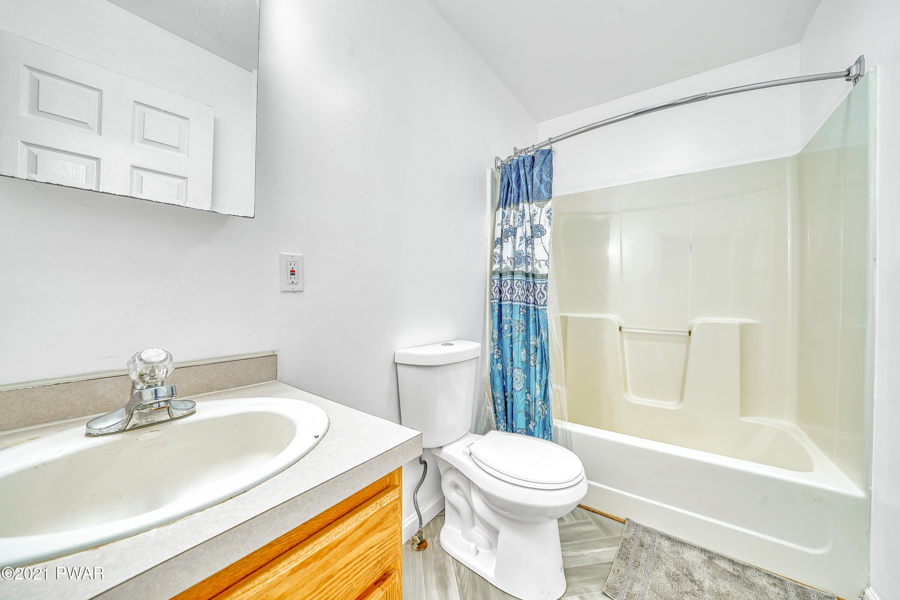 126 Kiel Road Milford, PA 18337 - Photo 13 of 19 HDR_DSC08125