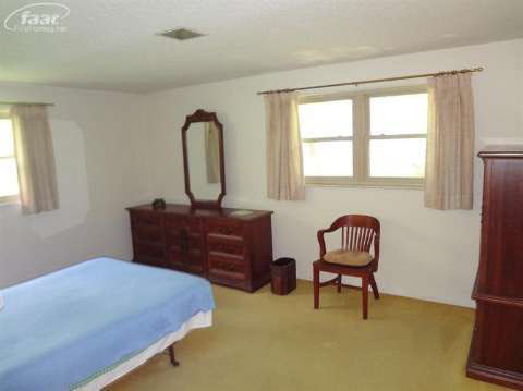 11577 Hartland Road Fenton, MI 48430 - Photo 12 of 18 20402843-11.JPG