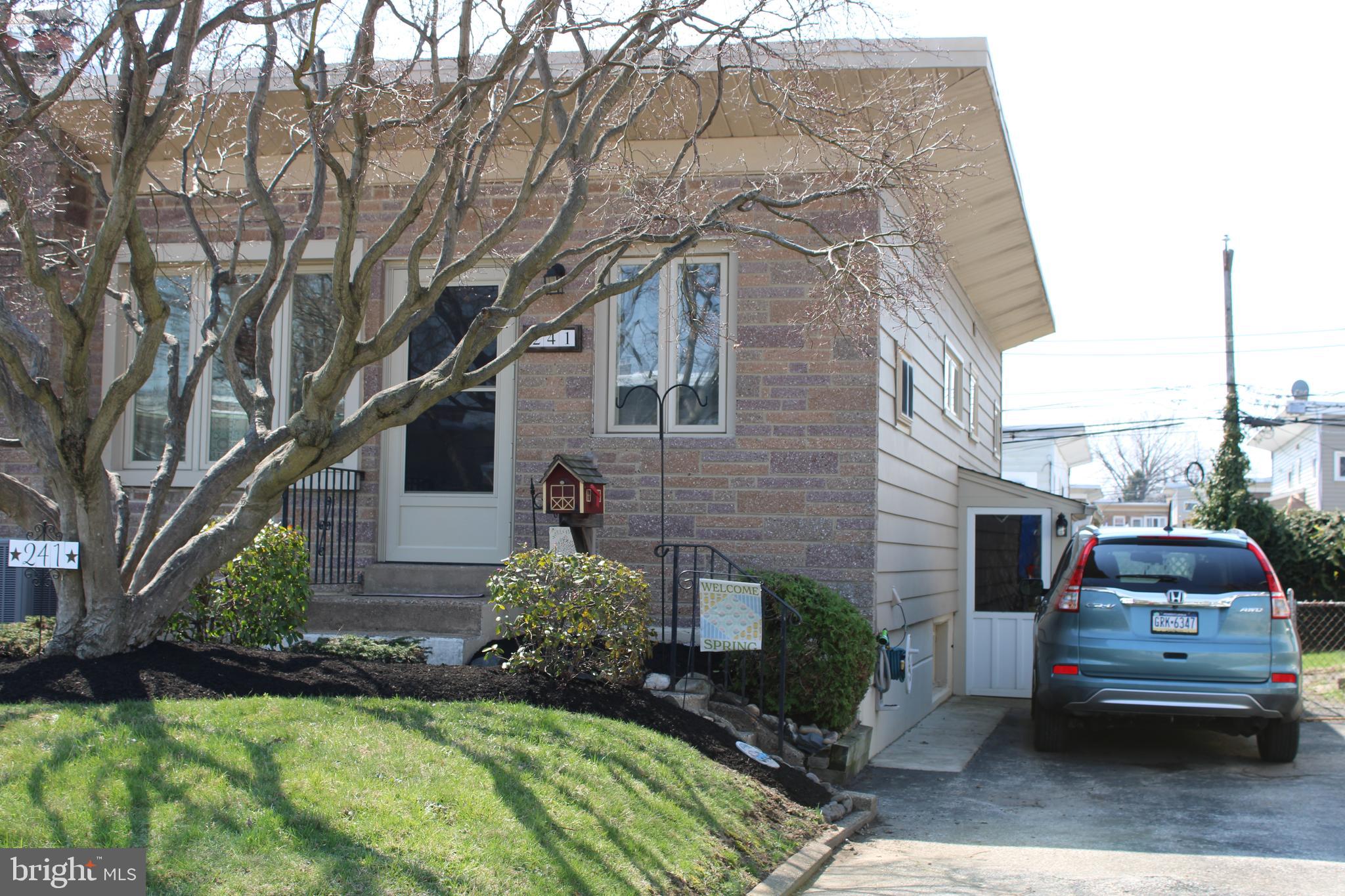 241 Acres Drive Ridley Park, PA 19078 - Photo 1 of 27